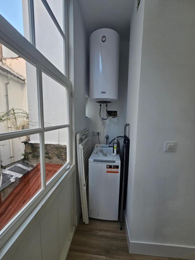 Apartamentos En El Centro - Plaza De Amboage - Wifi Феррол Экстерьер фото