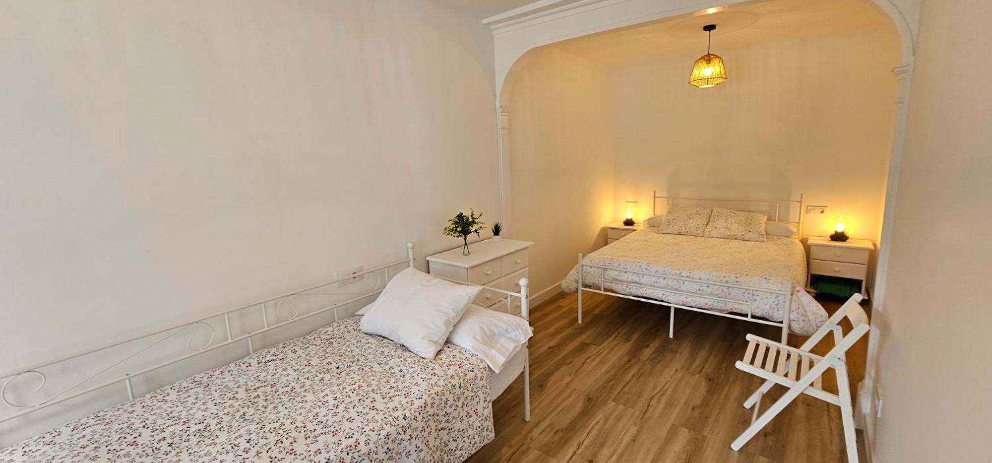 Apartamentos En El Centro - Plaza De Amboage - Wifi Феррол Экстерьер фото