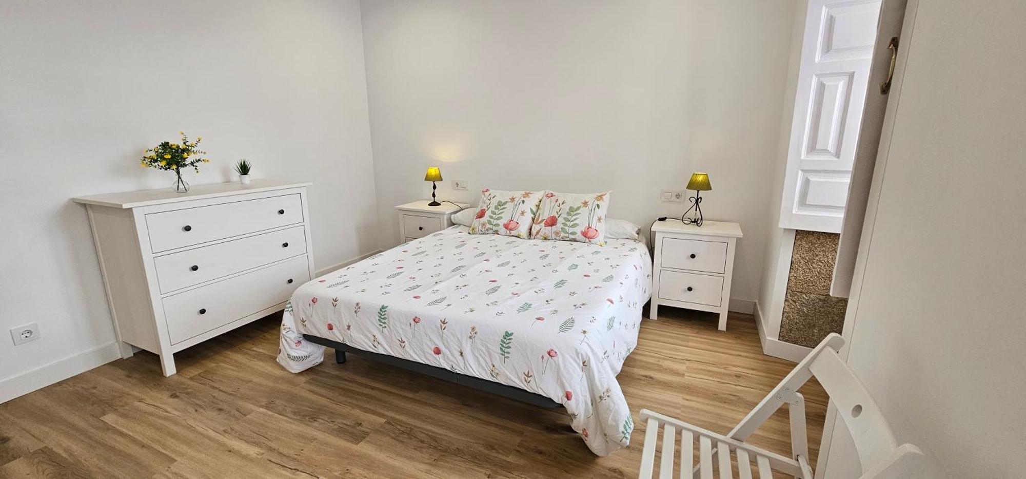 Apartamentos En El Centro - Plaza De Amboage - Wifi Феррол Экстерьер фото